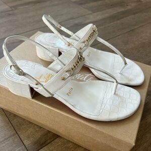 NIB Christian Louboutin MJ Thong Alligator Embossed Leather Sandal White Sz 38